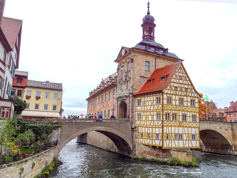 a building on an island in a river